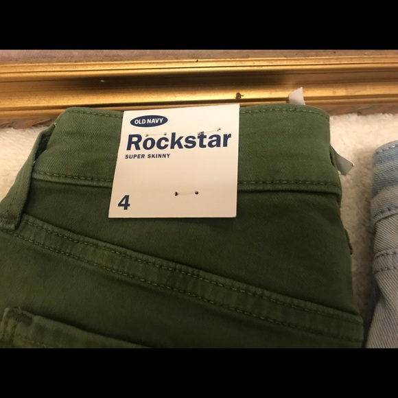 Old navy size 4 strech - Picture 4 of 6